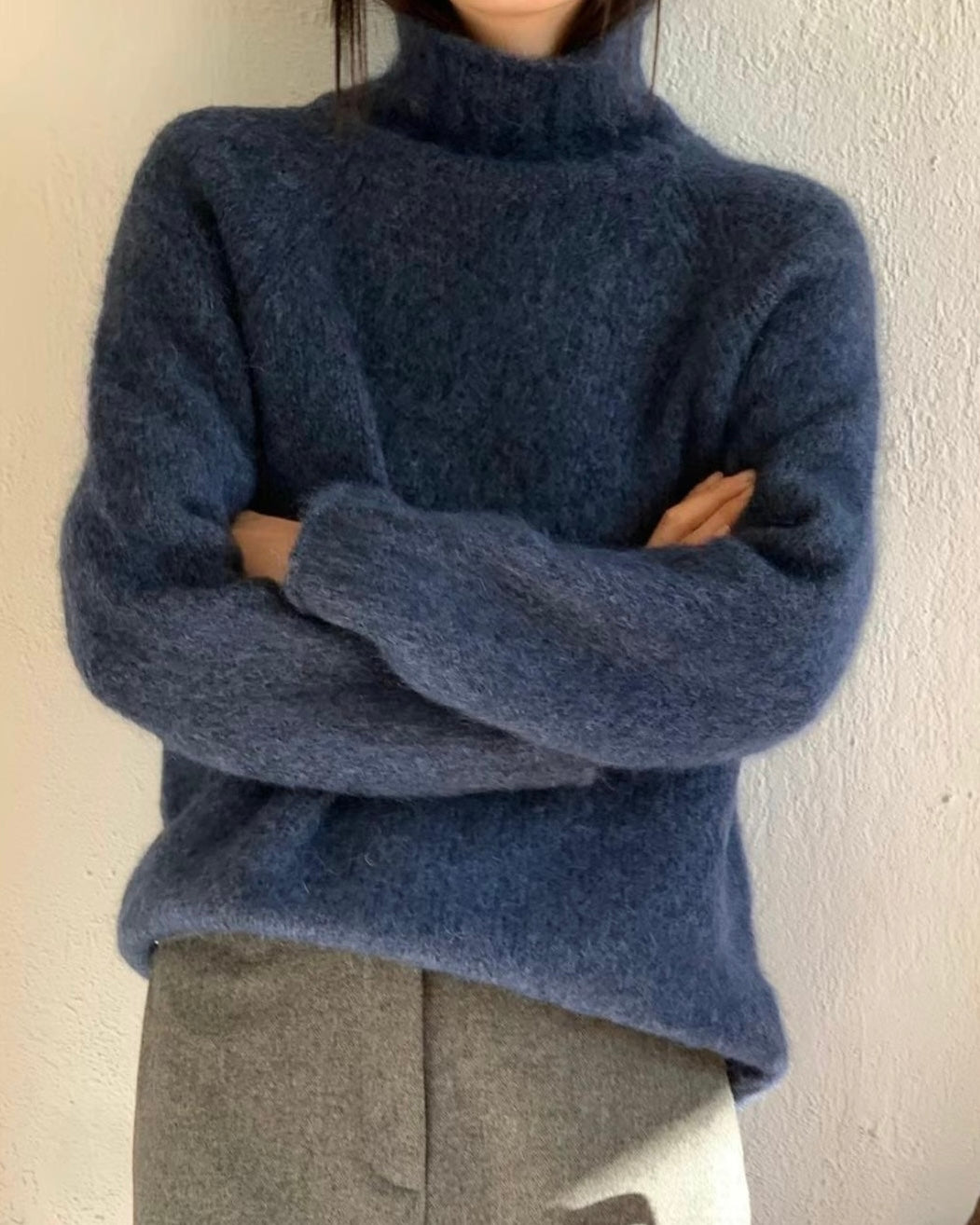 1216 Simone Turtleneck