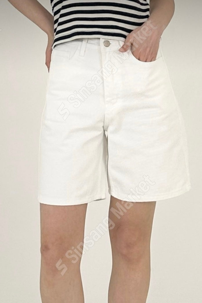 250455 Bermuda Mom Shorts