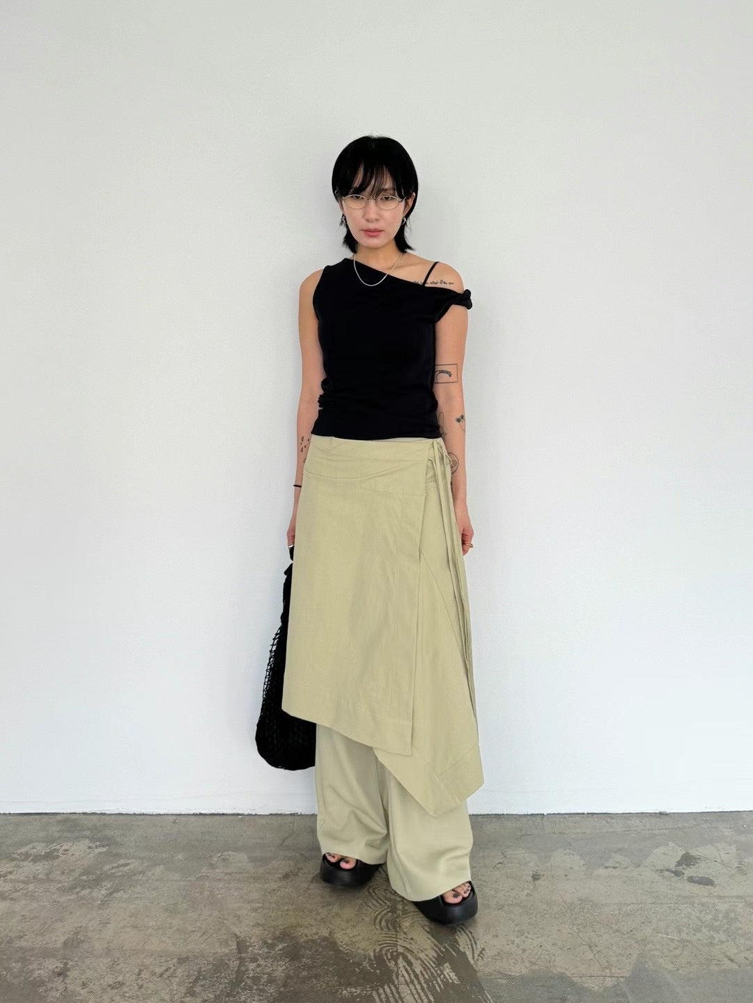 0611 Lilith Irregular Top