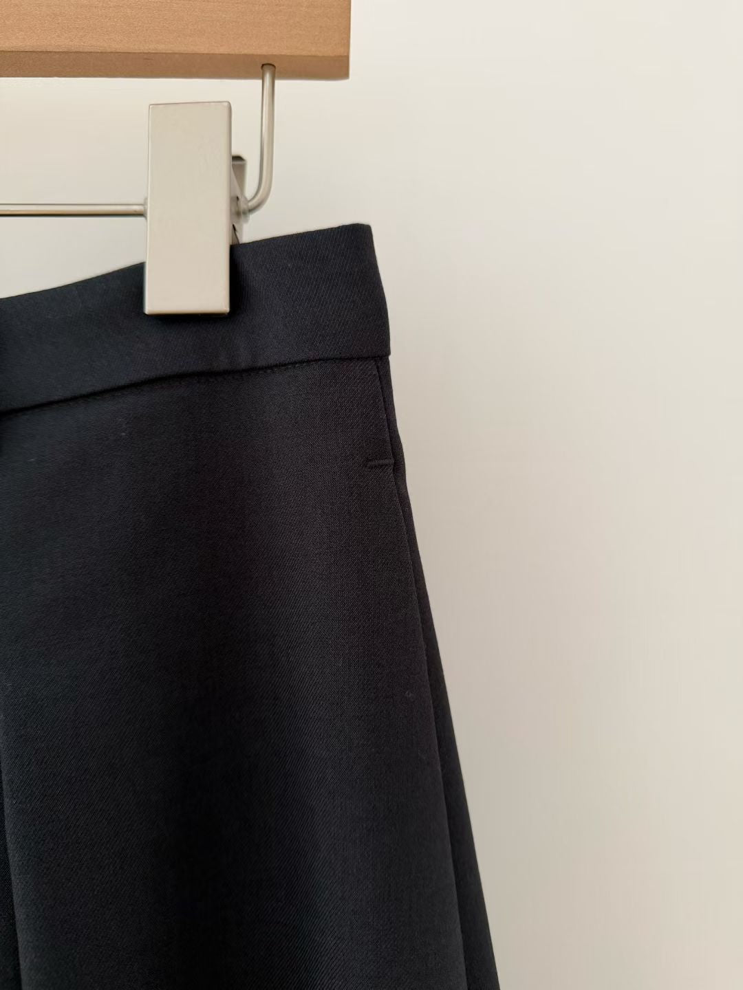 20260117 Beckham Curved Slacks