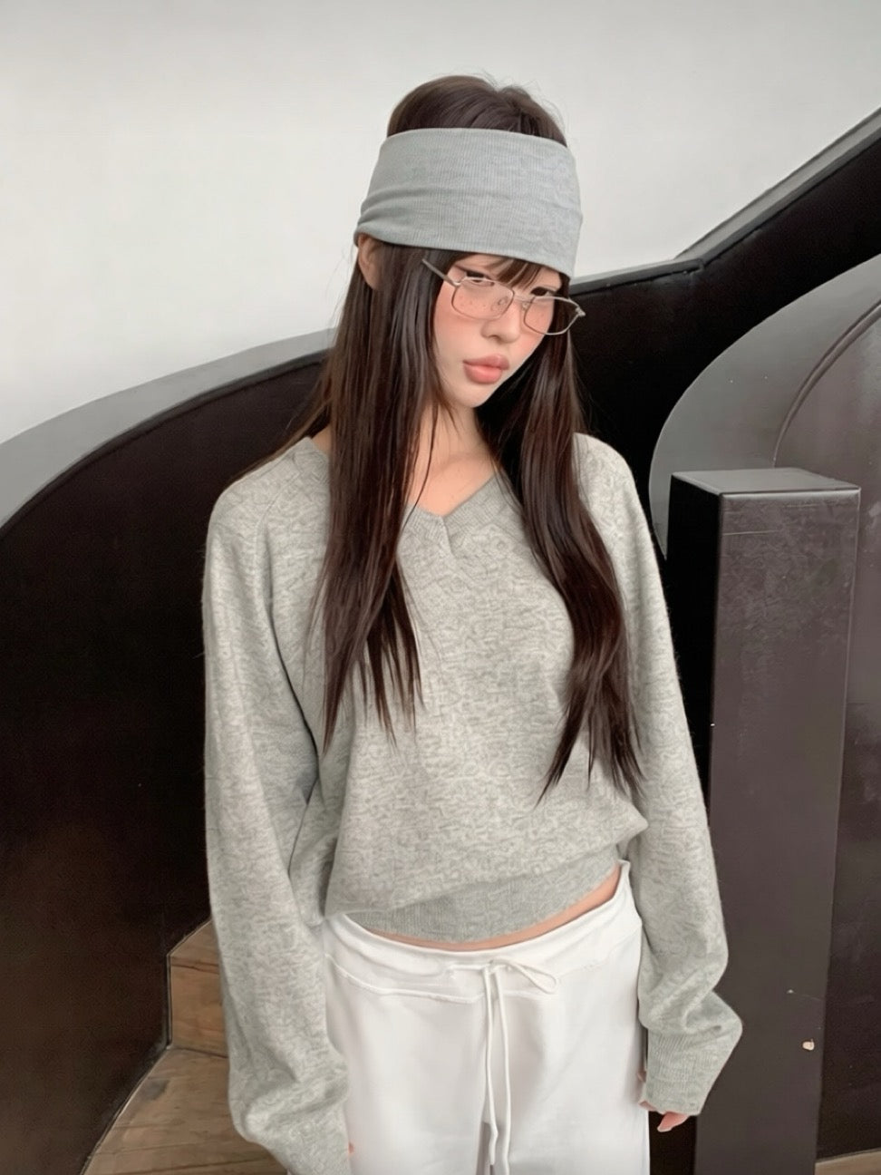 20260126 Atelier Soft V Neck Sweater