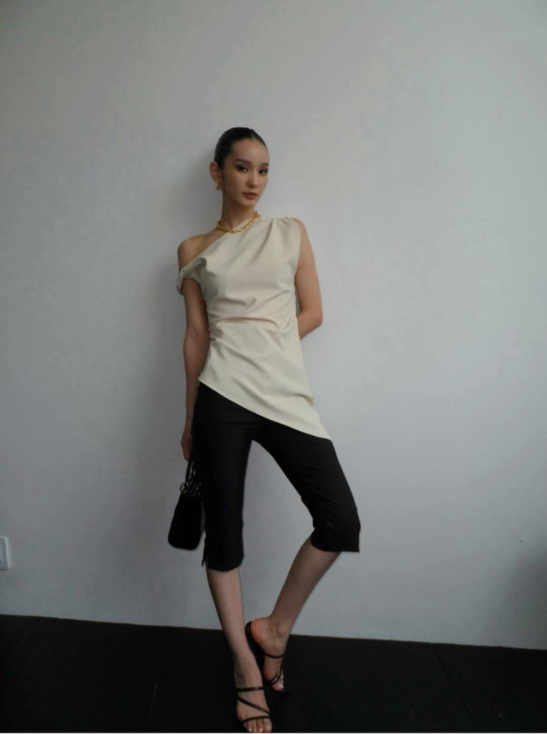 0673 90s Capri Pants