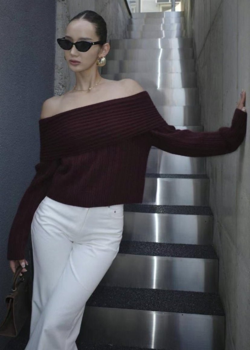 1109 Sandra Off Shoulder (SHOWROOM 有DISPLAY)