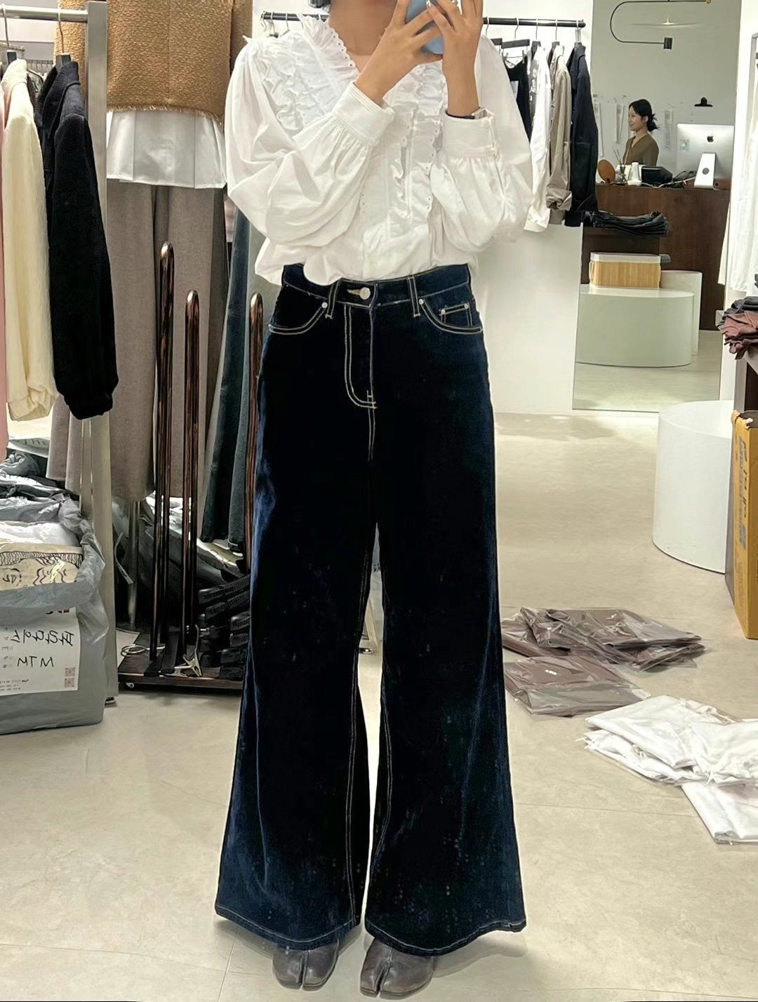 1022 Reorder French Velvet Flare Jeans (SHOWROOM 有DISPLAY)