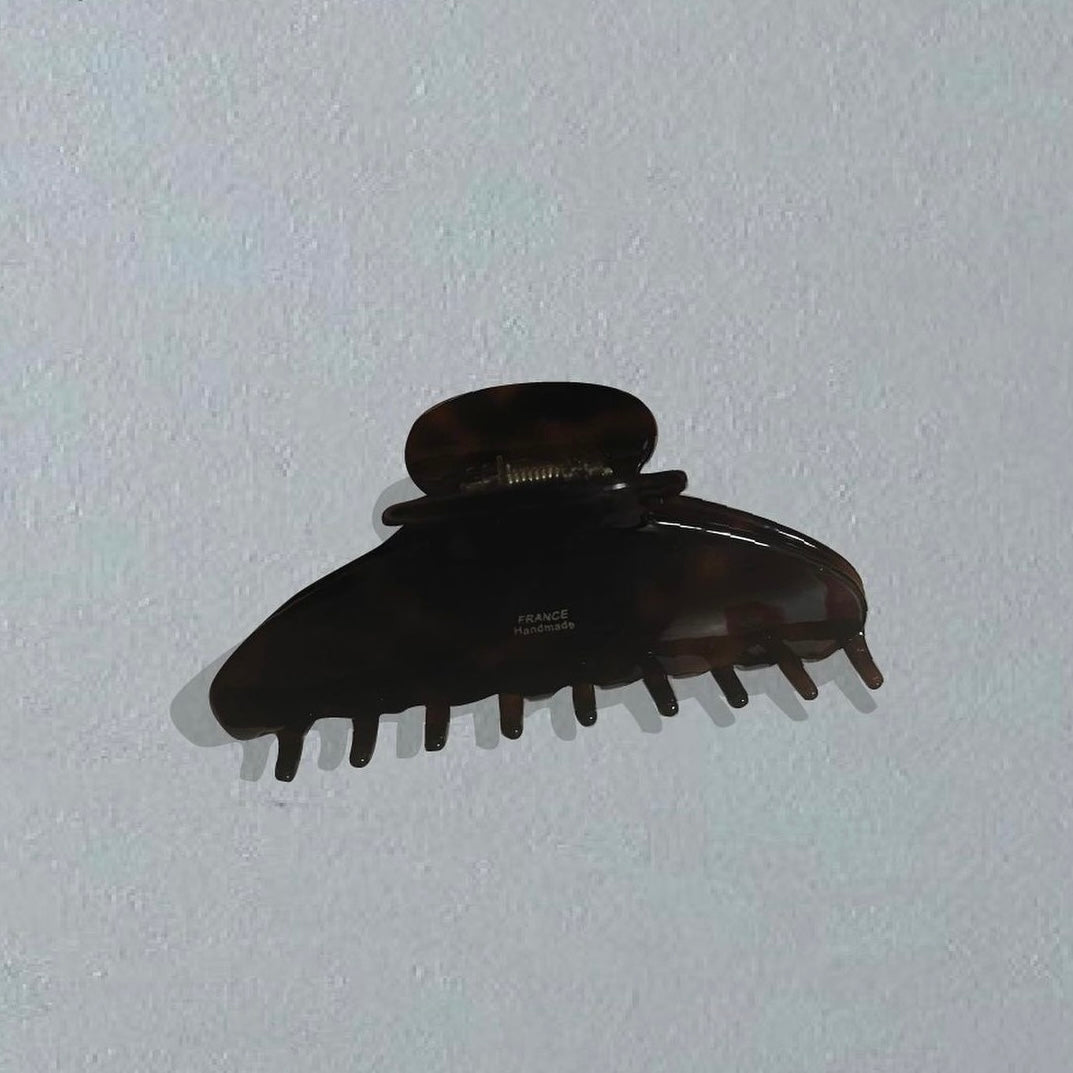 A02 - French Hair Charm