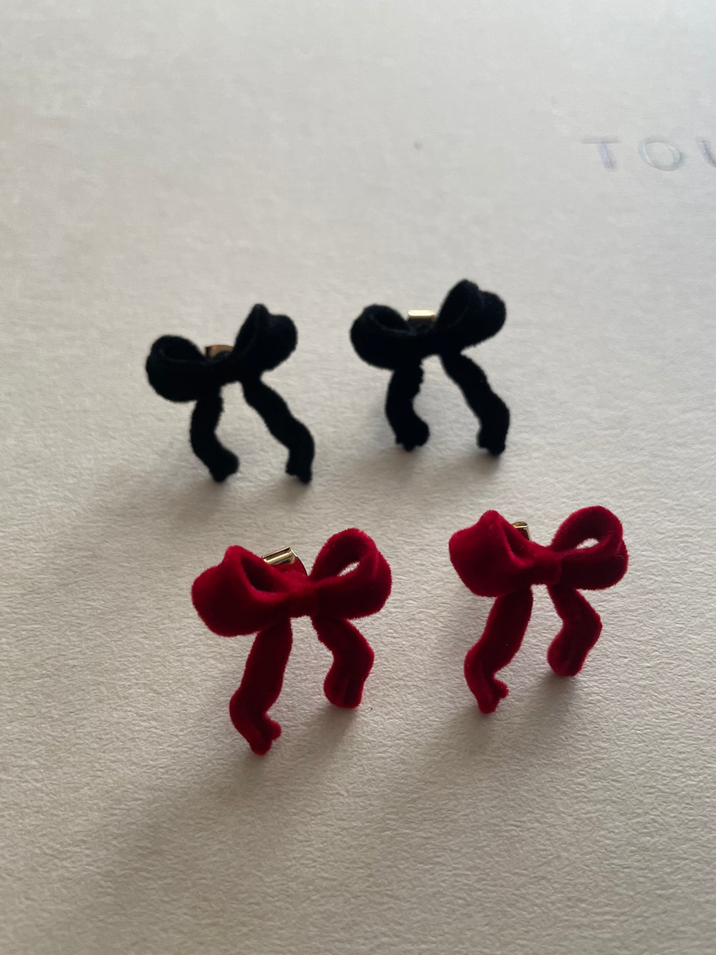 A17 - Sabrina Ribbon Earrings