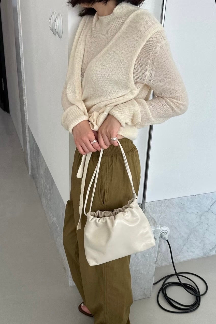 250949 Dumpling Leather Bag
