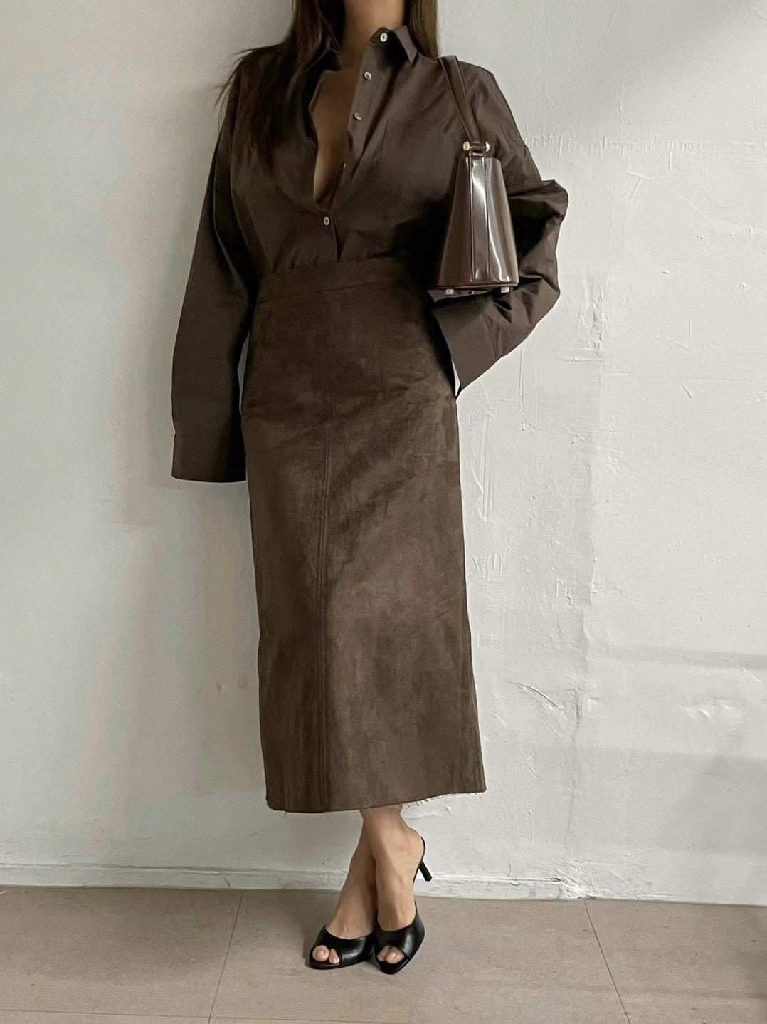SK10 - Back Slit Suede Skirt