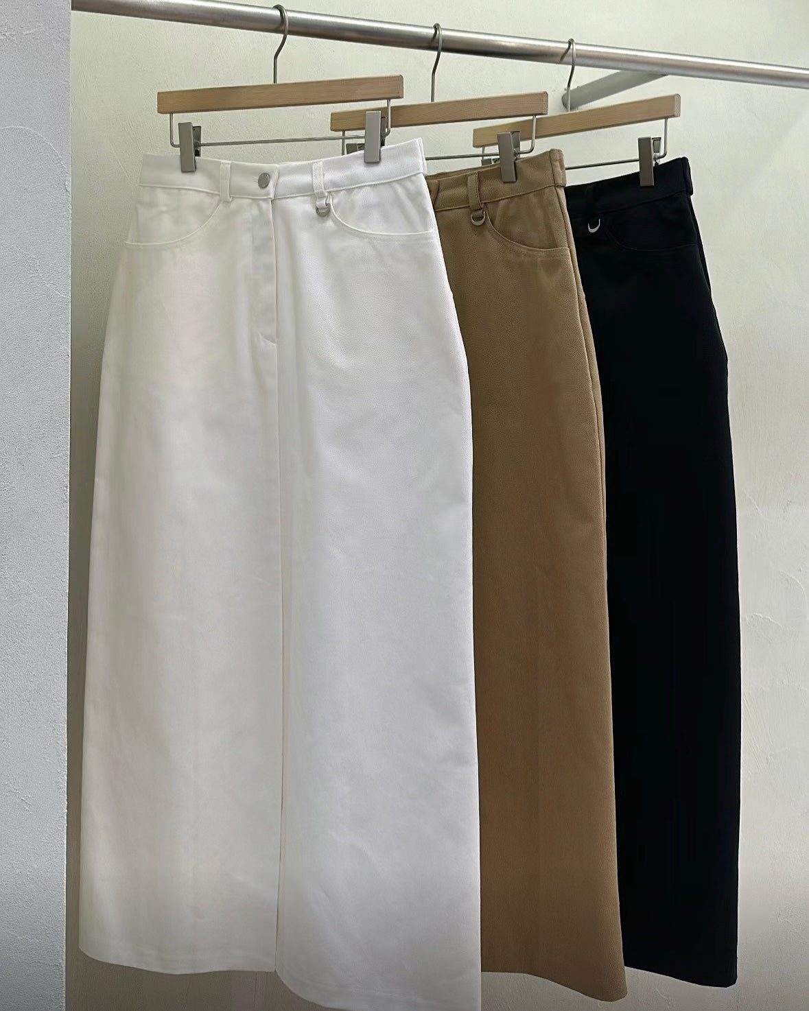 0934 Josephine Front Slit Skirt (PT2.SHOWROOM 有DISPLAY)