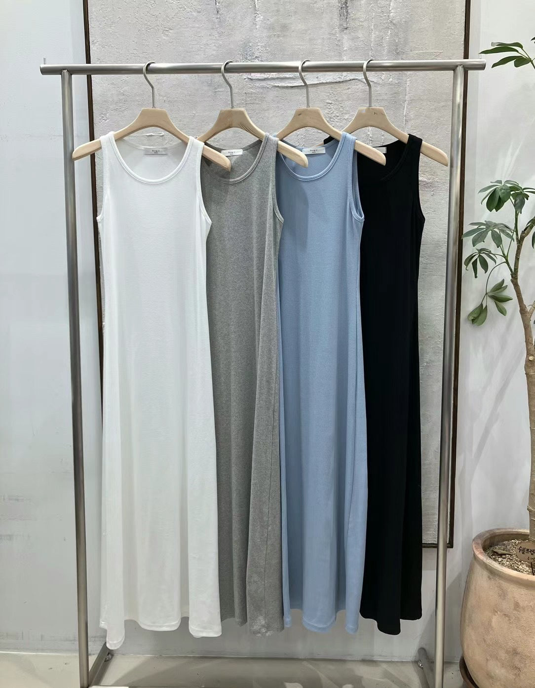 0658 Sabrina Dress