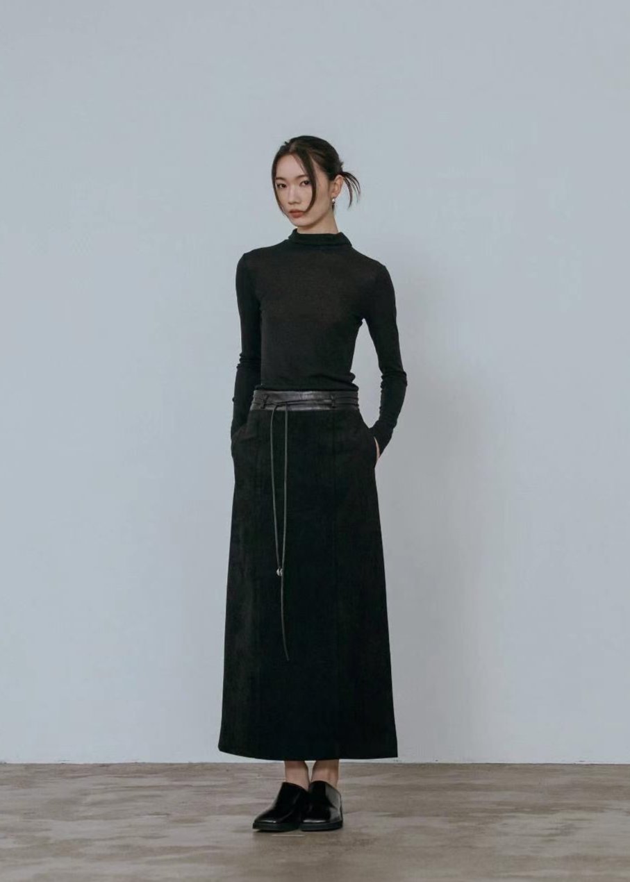 1104 Veríssimo Suede skirt with Strap (SHOWROOM 有DISPLAY)
