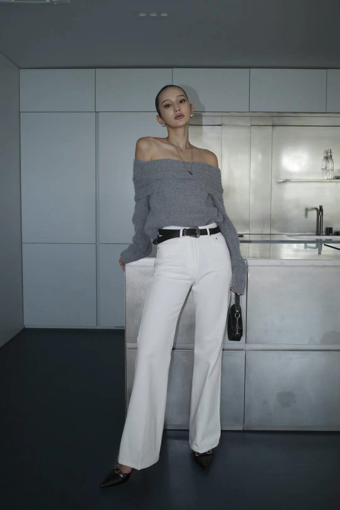 1109 Sandra Off Shoulder (SHOWROOM 有DISPLAY)