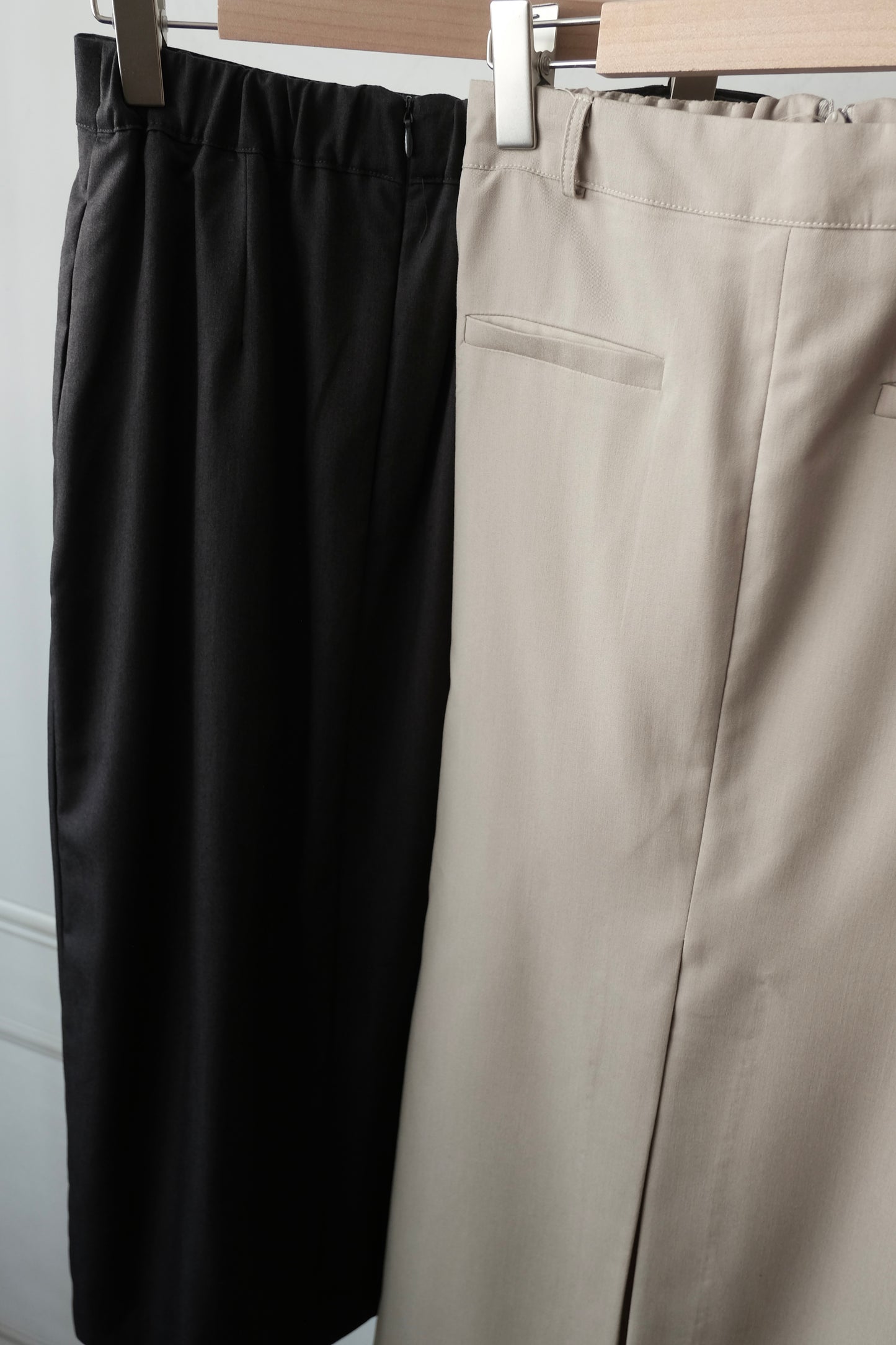 250435 Capri Straight Skirt