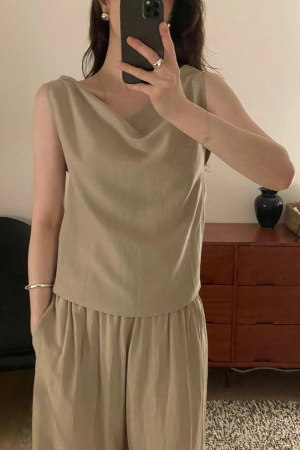 250712 Contessa 3-way Asymmetrical Top