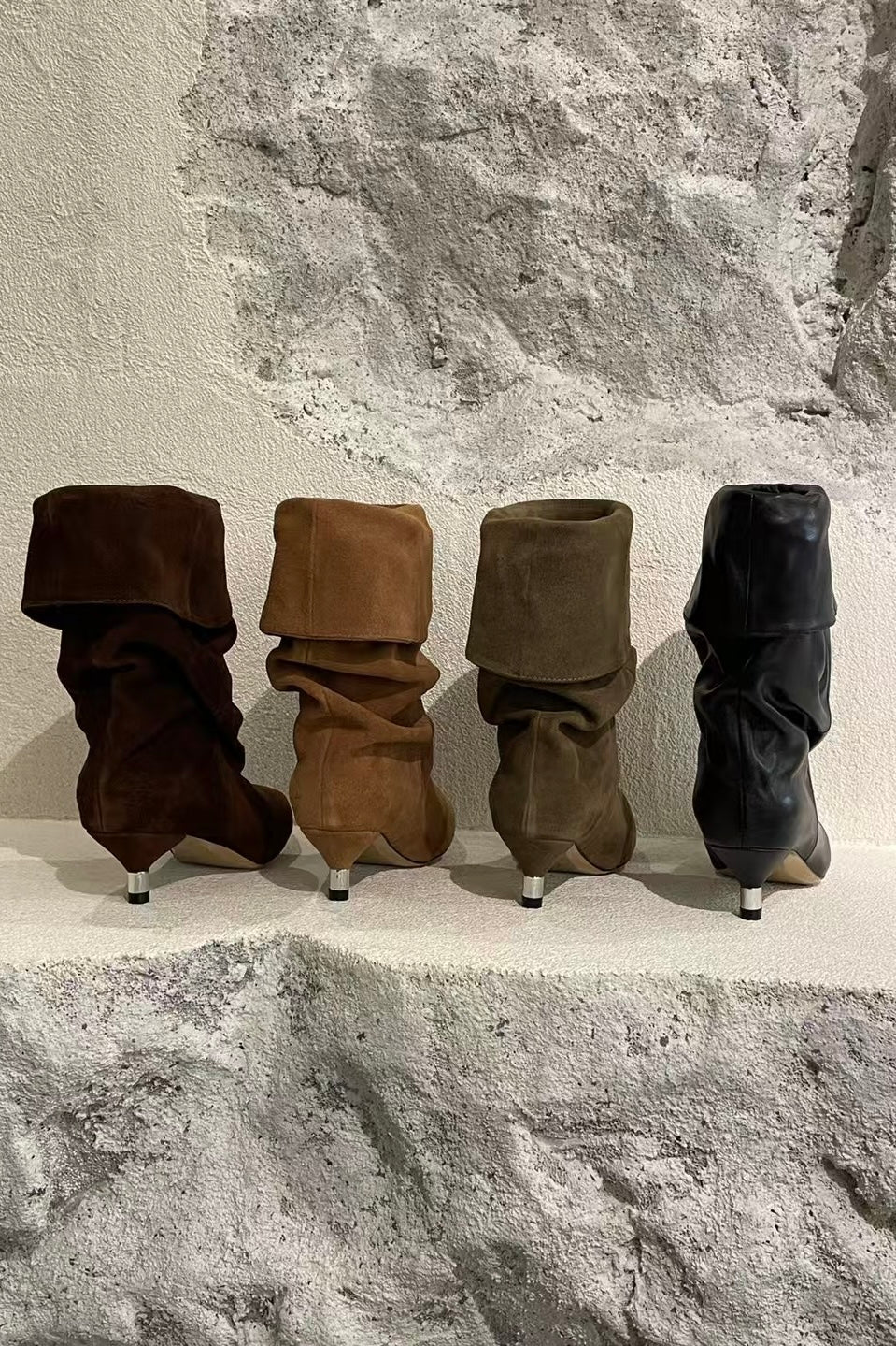 250926 Slouchy Suede Boots