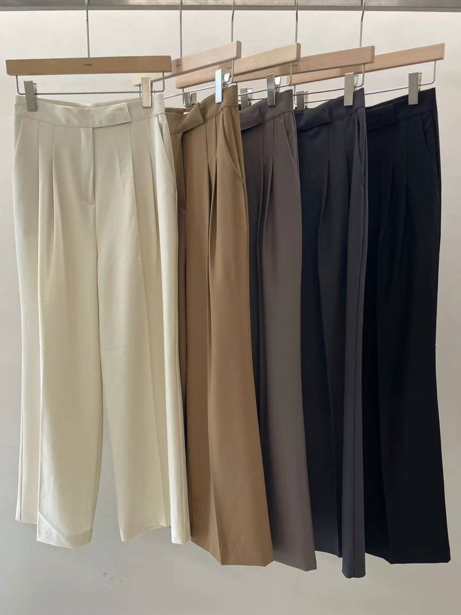 P01 - Louisa T Pants