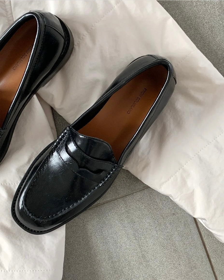 FT05 - Carolyn Bessette Loafer(2 version) - (Showroom Display) *23/1 EP