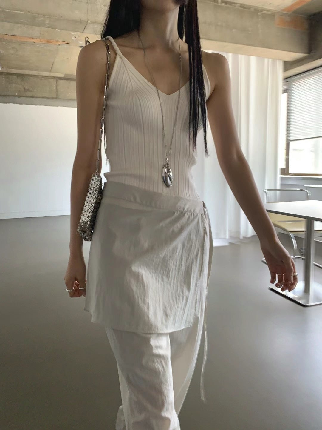 0623 Charles Twisted Top