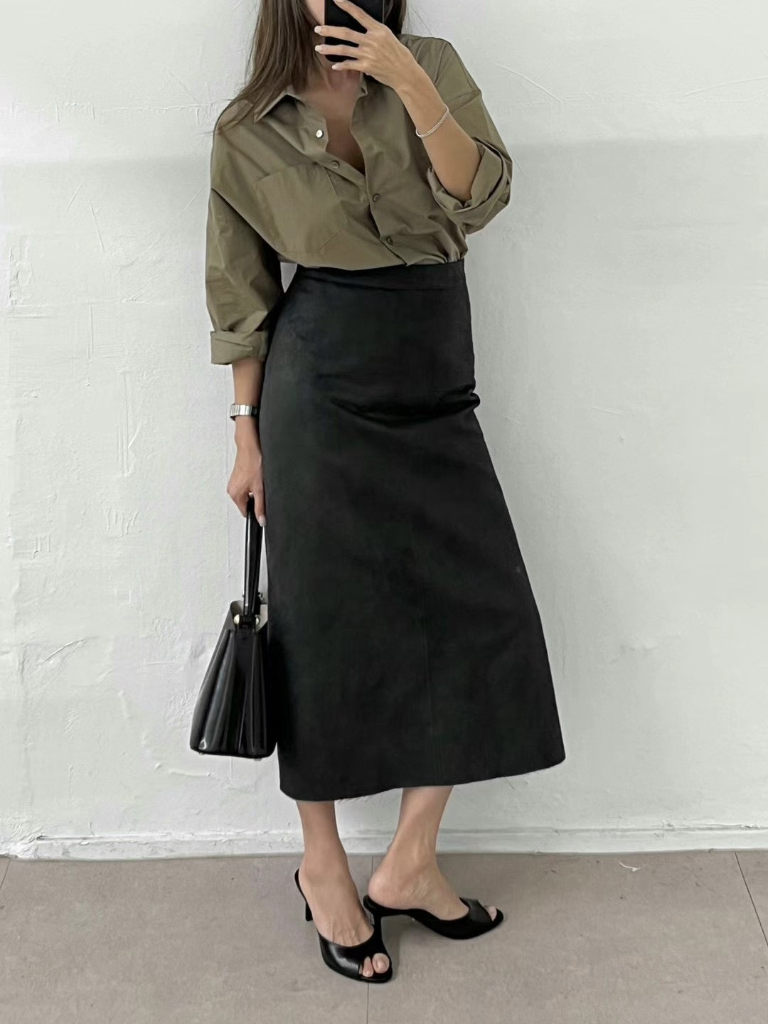 SK10 - Back Slit Suede Skirt