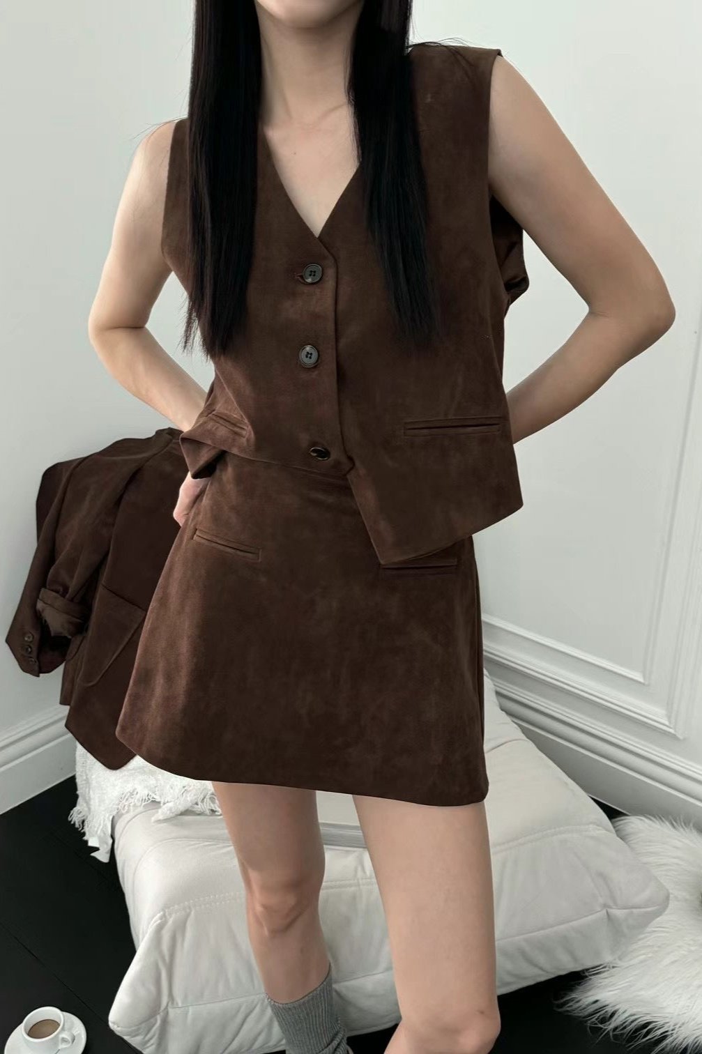 0904 Mãeve Suede Waistcoat (PT2.SHOWROOM 有DISPLAY)