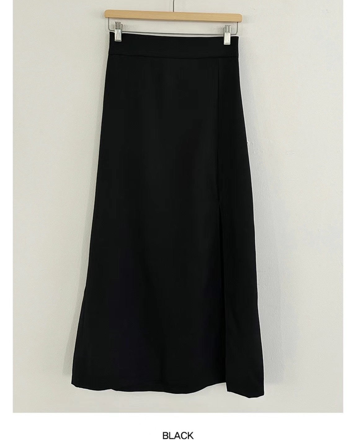 1208 Constance Slit Skirt