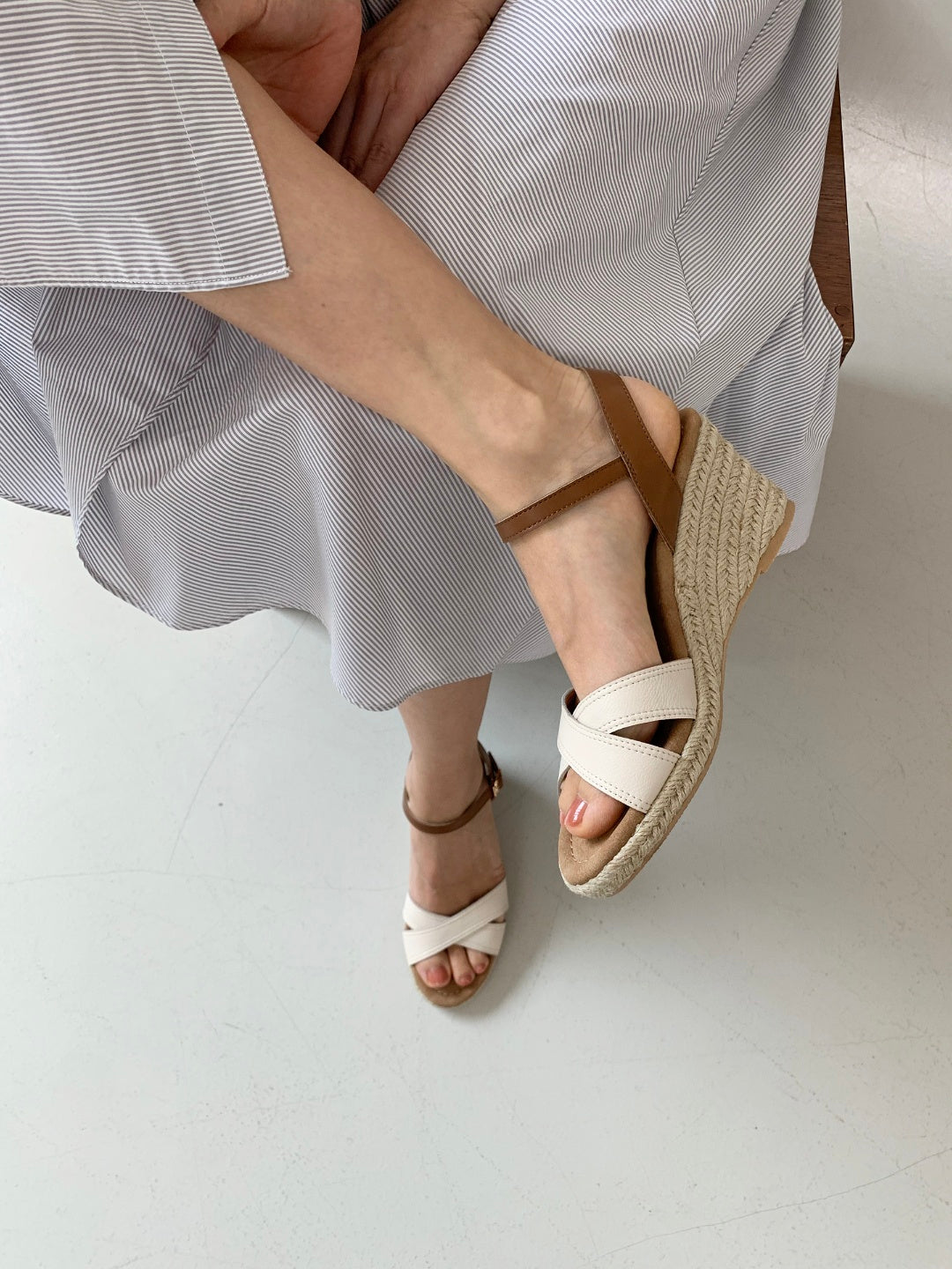 250462 Jeanna Straw Sandals