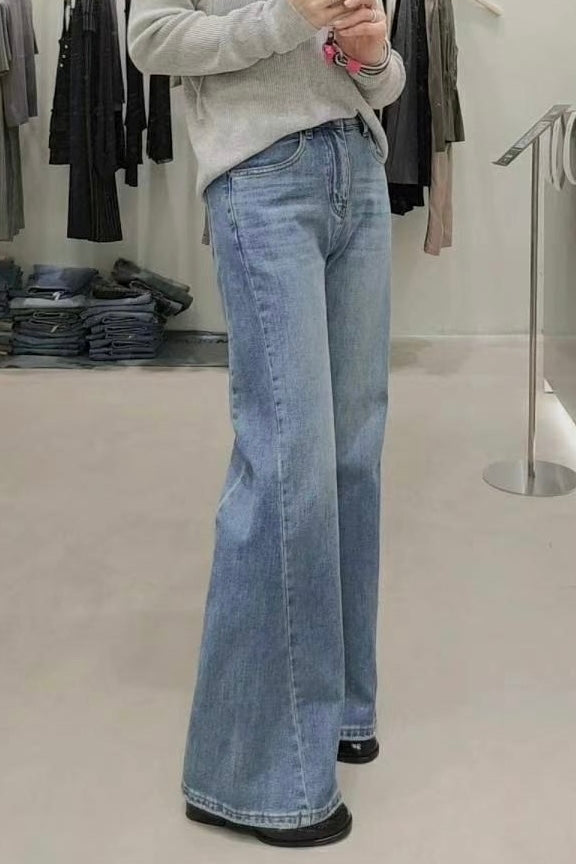 250413 Martina Flare Jeans