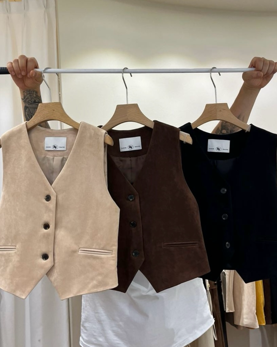 0904 Mãeve Suede Waistcoat (PT2.SHOWROOM 有DISPLAY)