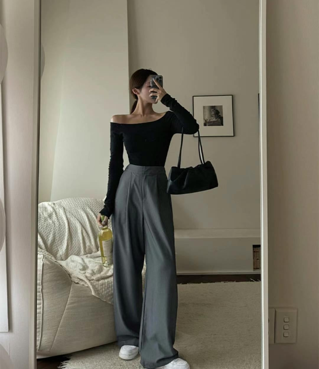 LS04 - Classic Off shoulder Top