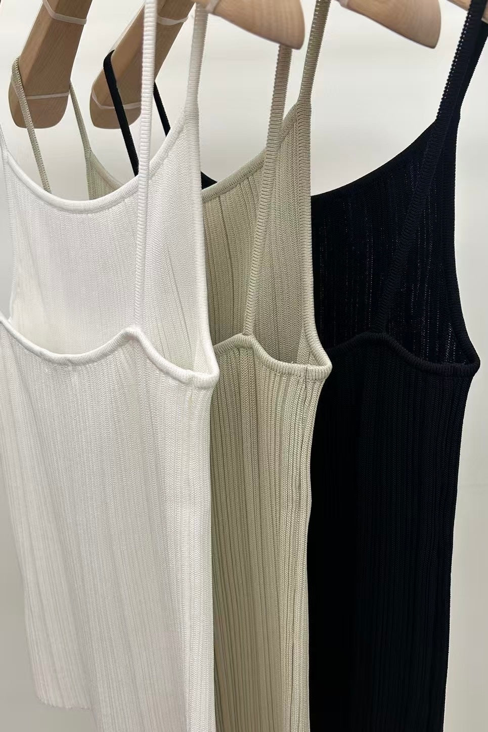 250620 Carlotte Pleated Top