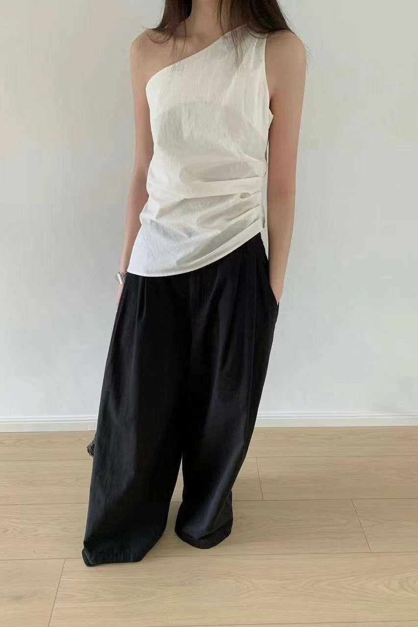 250724 One Shoulder Twisted Top