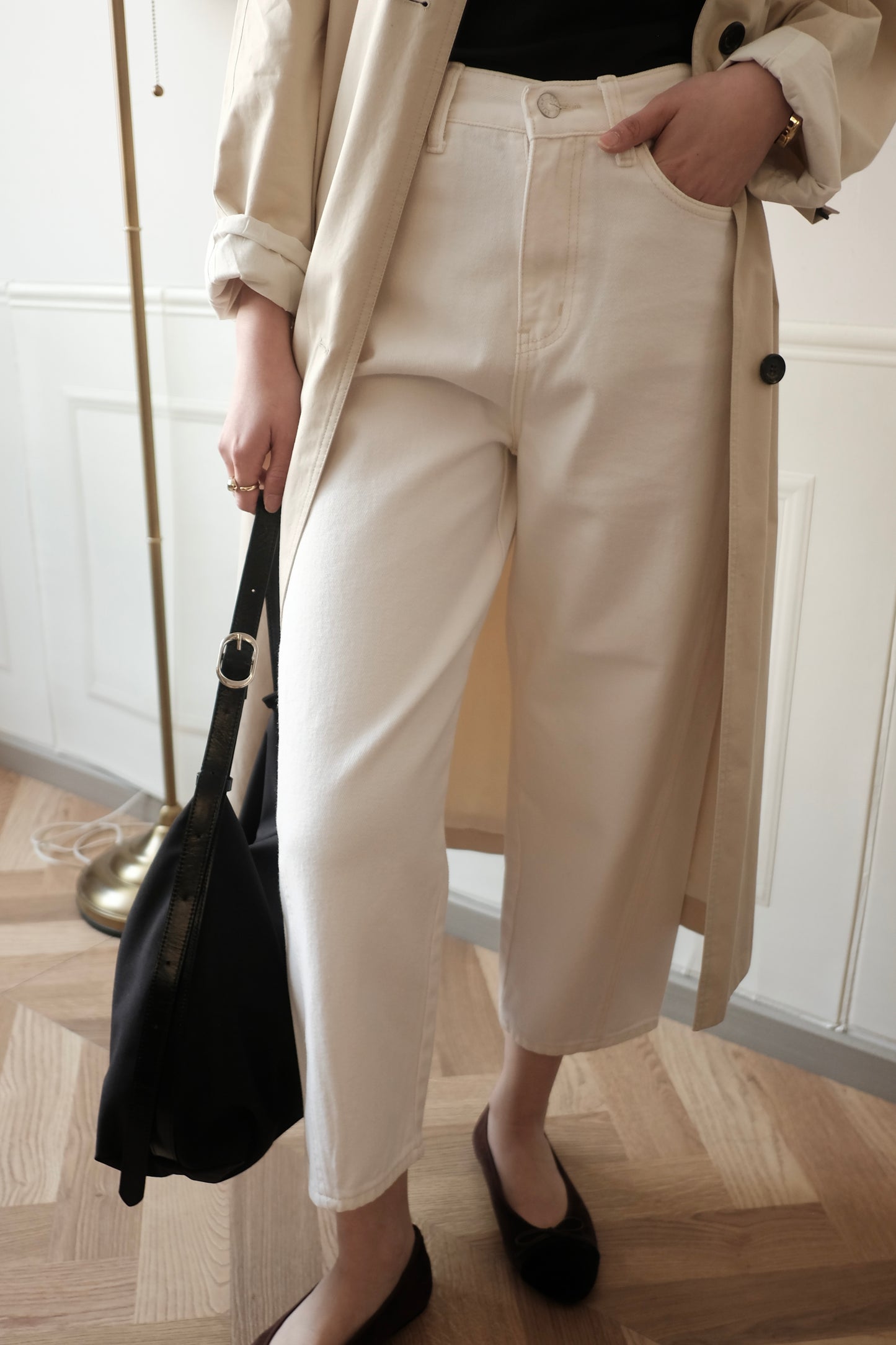 250221 Culve Cut Jeans