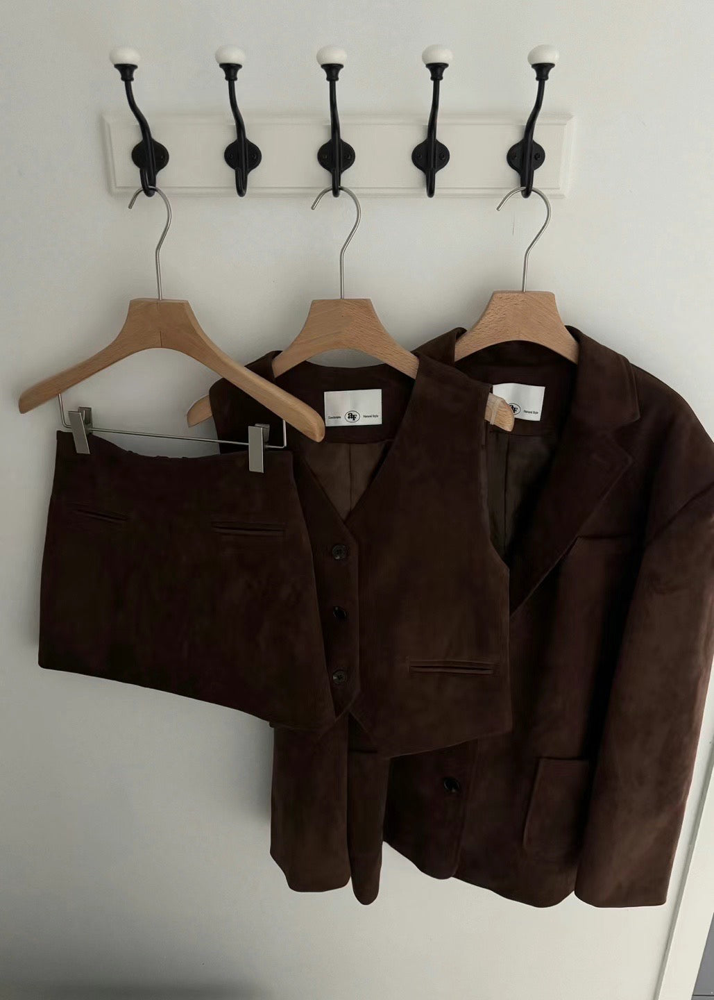 0904 Mãeve Suede Waistcoat (PT2.SHOWROOM 有DISPLAY)