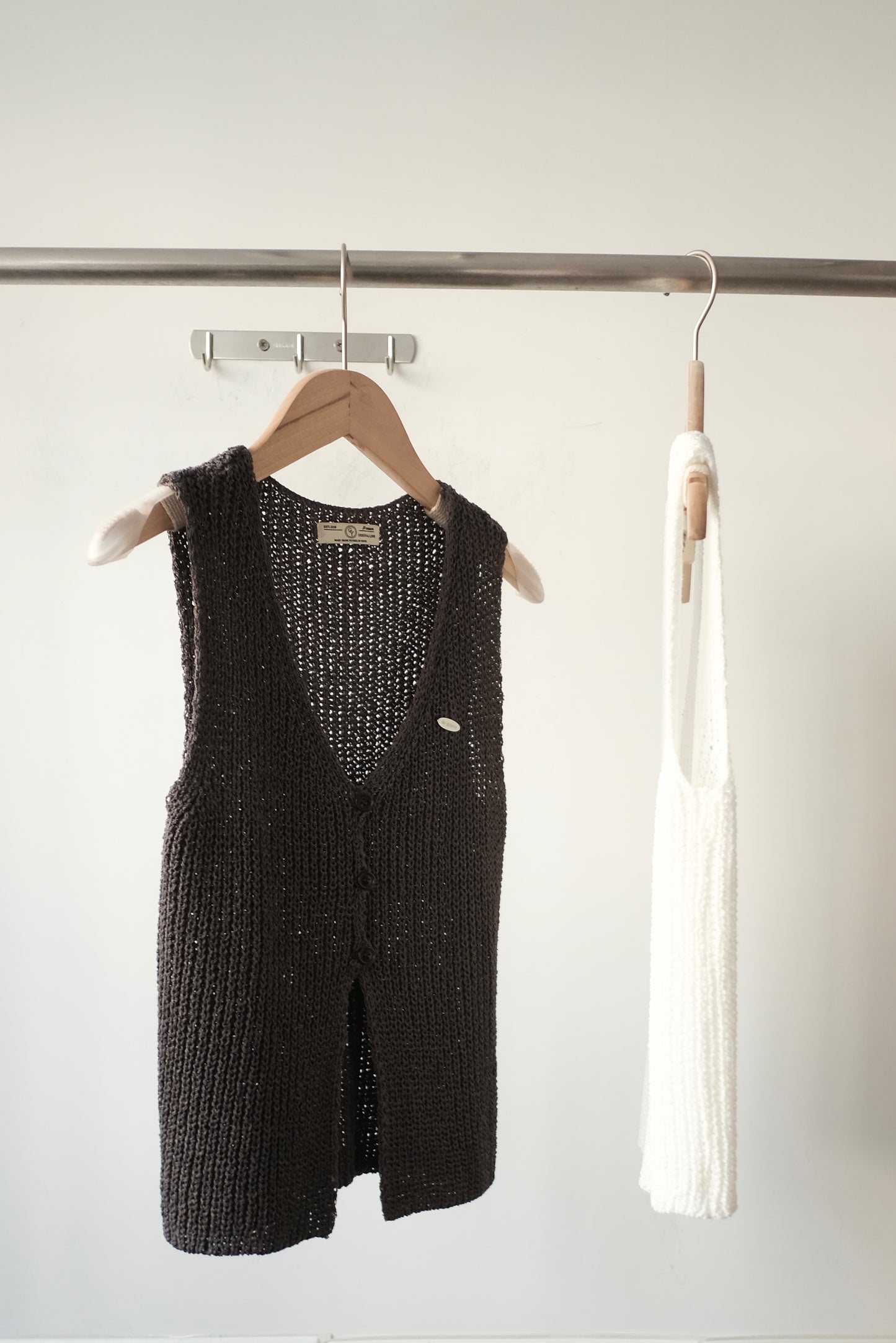 250419 Camellia Knit Vest