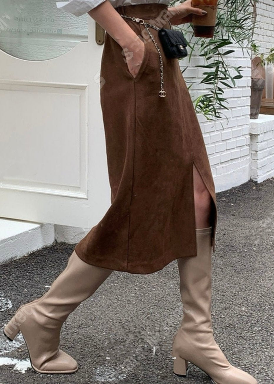 1211 Amelia Suede Slit Skirt (SHOWROOM 有DISPLAY)