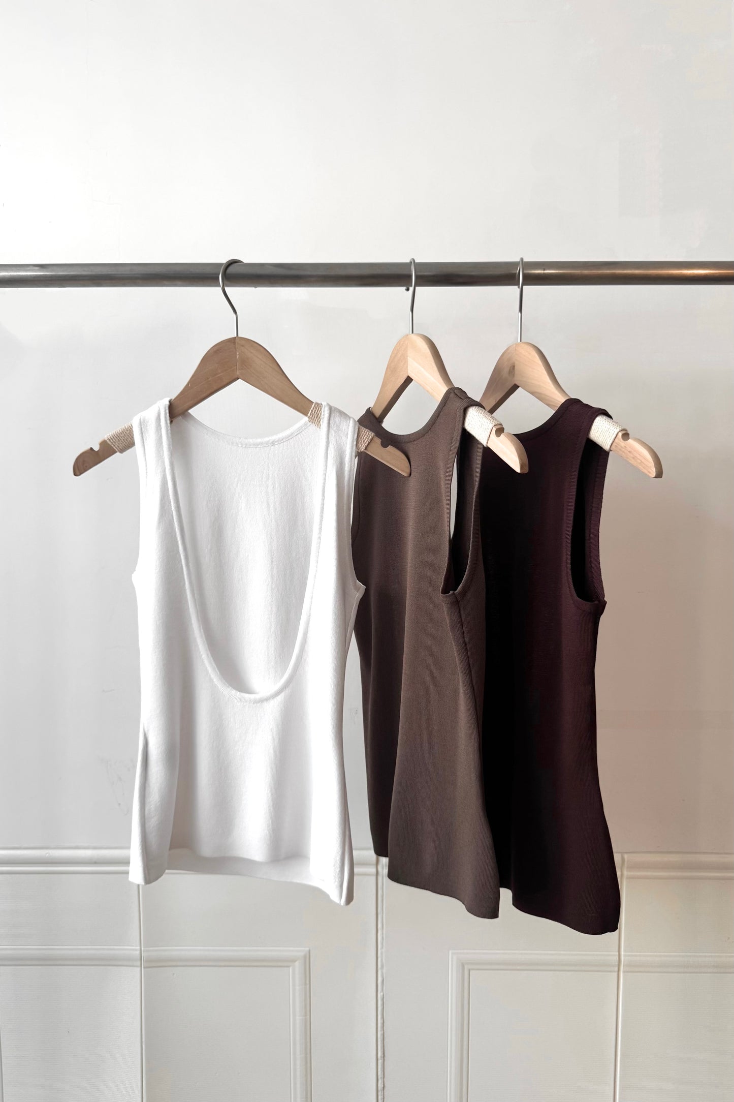 250713 Low Back Tank Top
