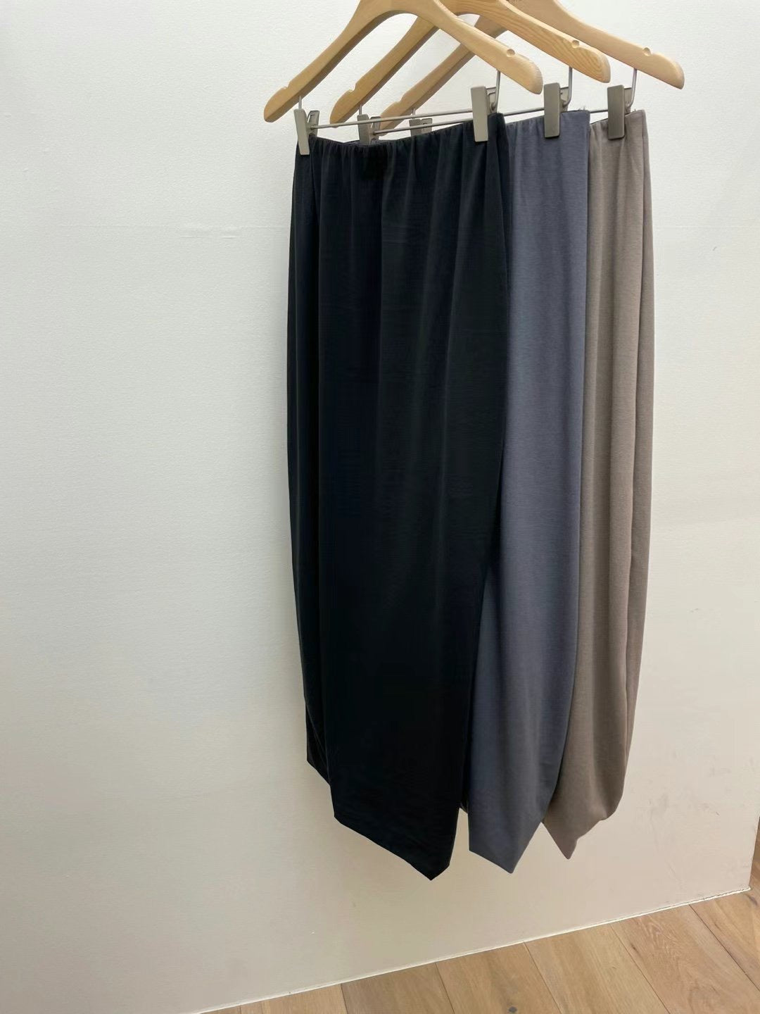0609 Amelia Irregular Skirt