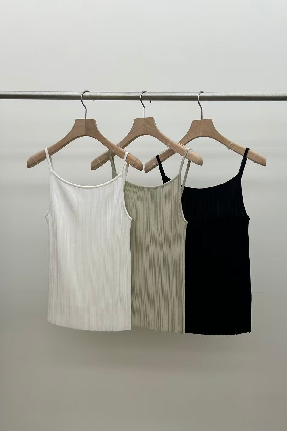 250620 Carlotte Pleated Top