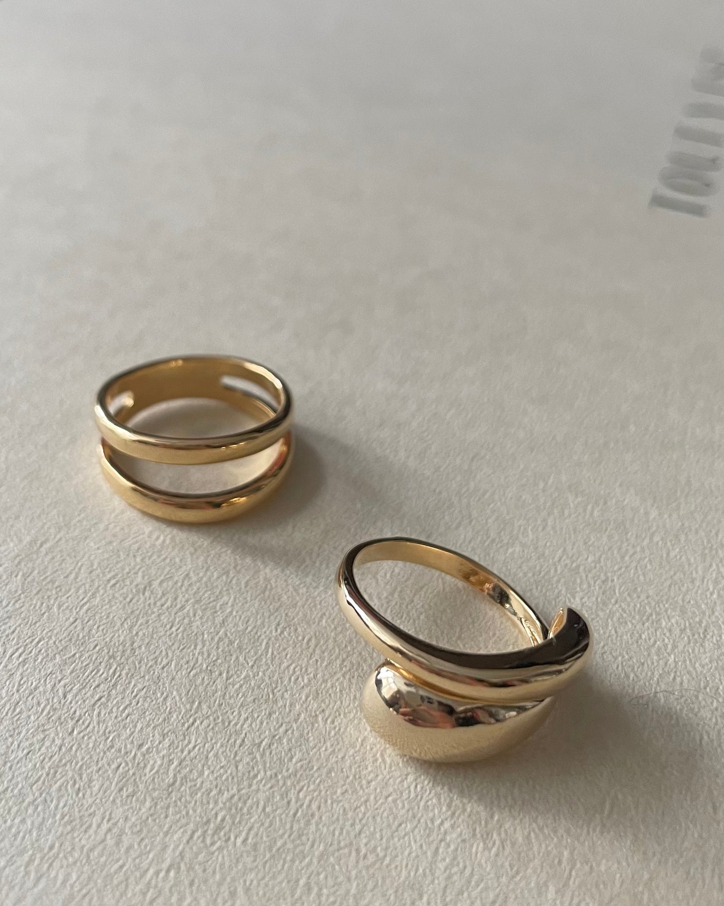 A18 - Twins Ring in Gold