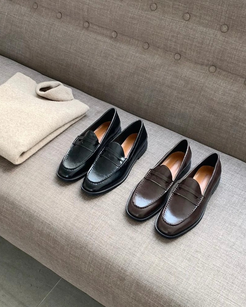 FT05 - Carolyn Bessette Loafer(2 version) - (Showroom Display) *23/1 EP