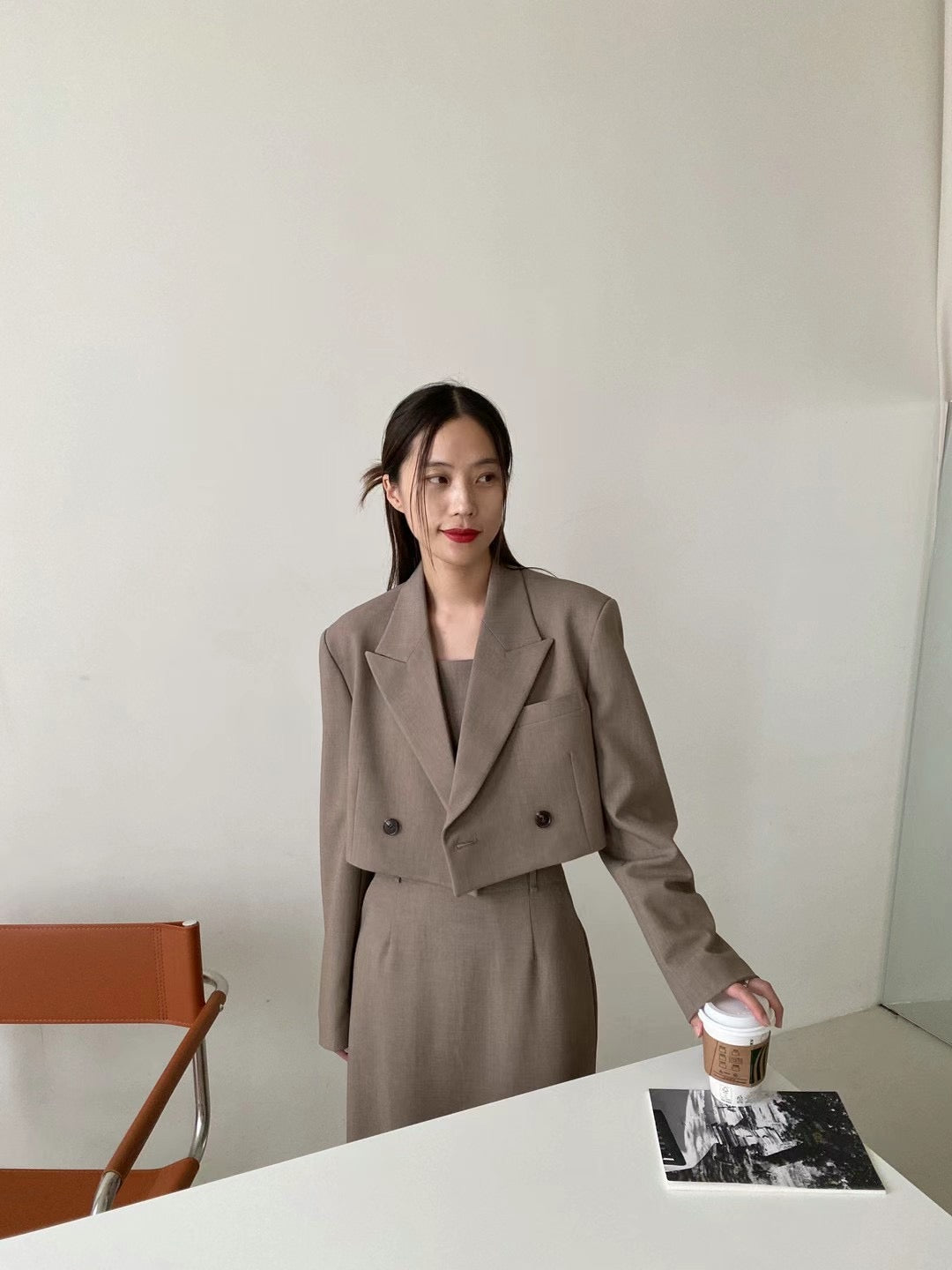 BL01 - Natasha Cropped Blazer