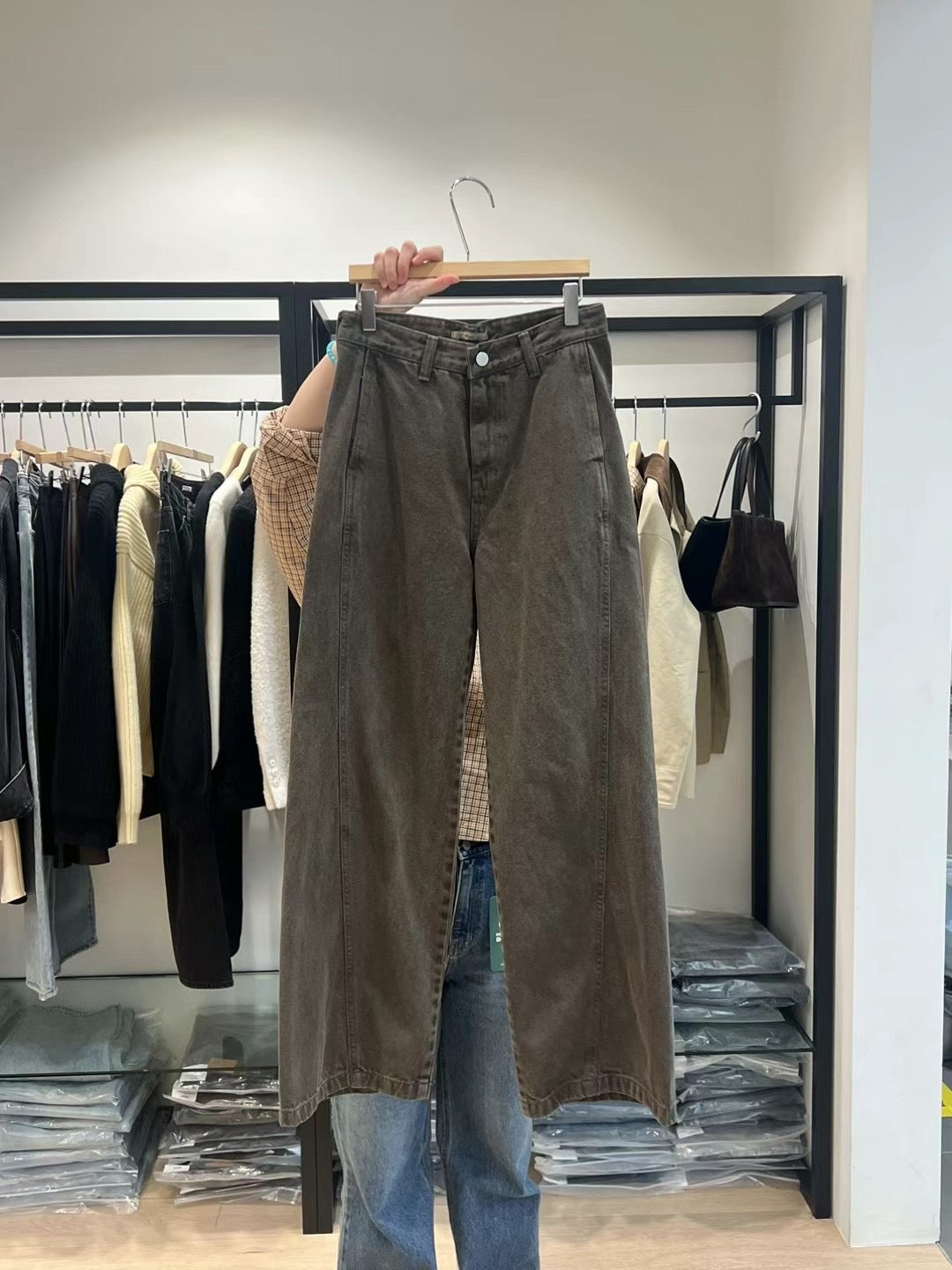 0909 Dakota Straight Jeans (PT2.SHOWROOM 有DISPLAY)
