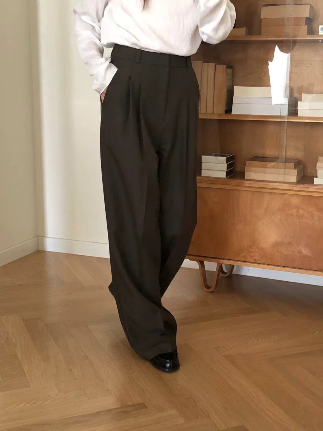 1007 Adela Slack (*SHOWROOM 有DISPLAY)