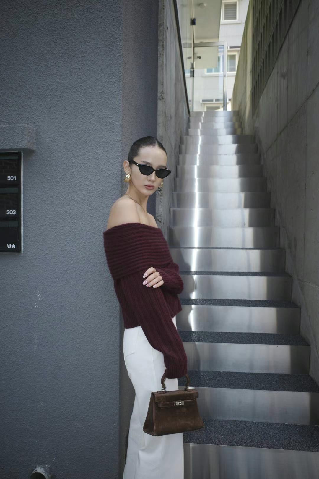 1109 Sandra Off Shoulder (SHOWROOM 有DISPLAY)
