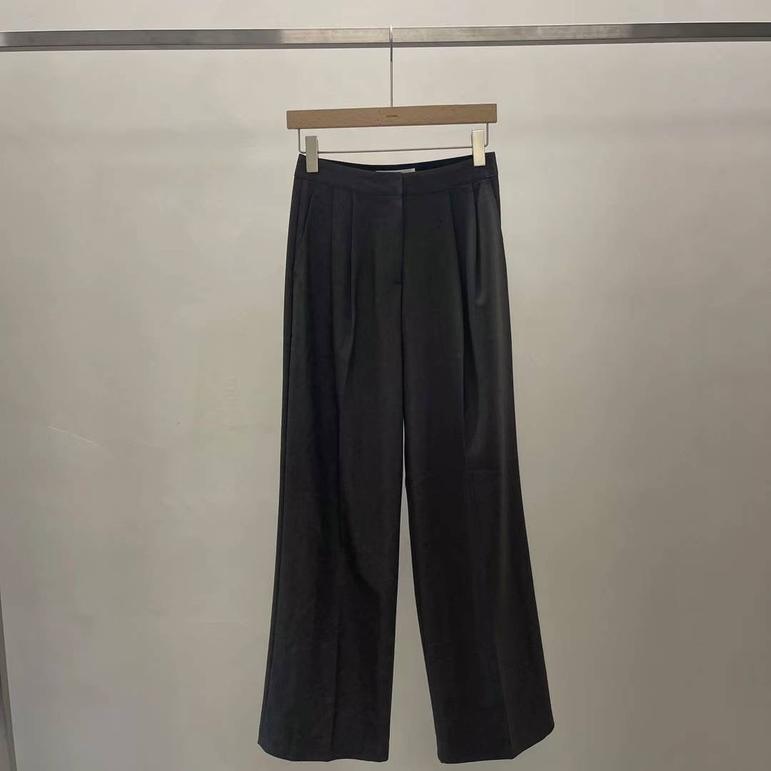 P06 - Vienne Straight Pants