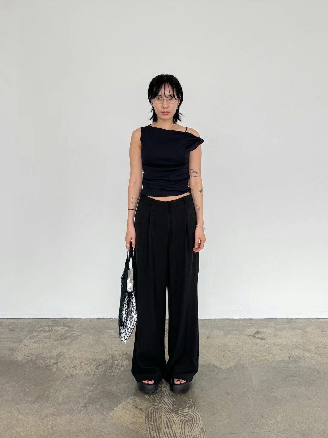 0611 Lilith Irregular Top