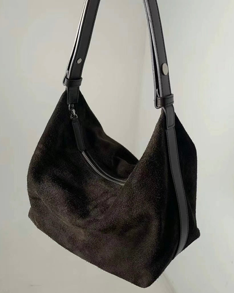 0953 - Reorder Parisian Suede Handbag (PT2.SHOWROOM 未有DISPLAY)