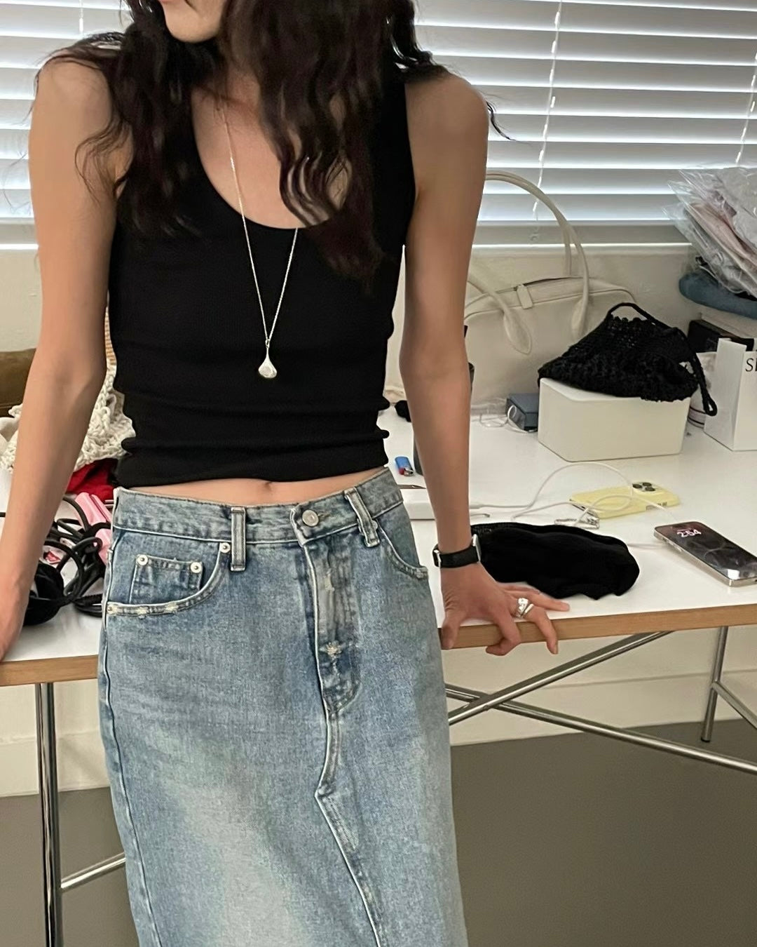 0699 U neck Tank Top