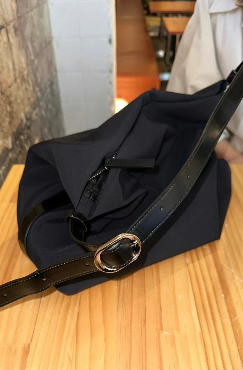 0625 90s Trench Handbag