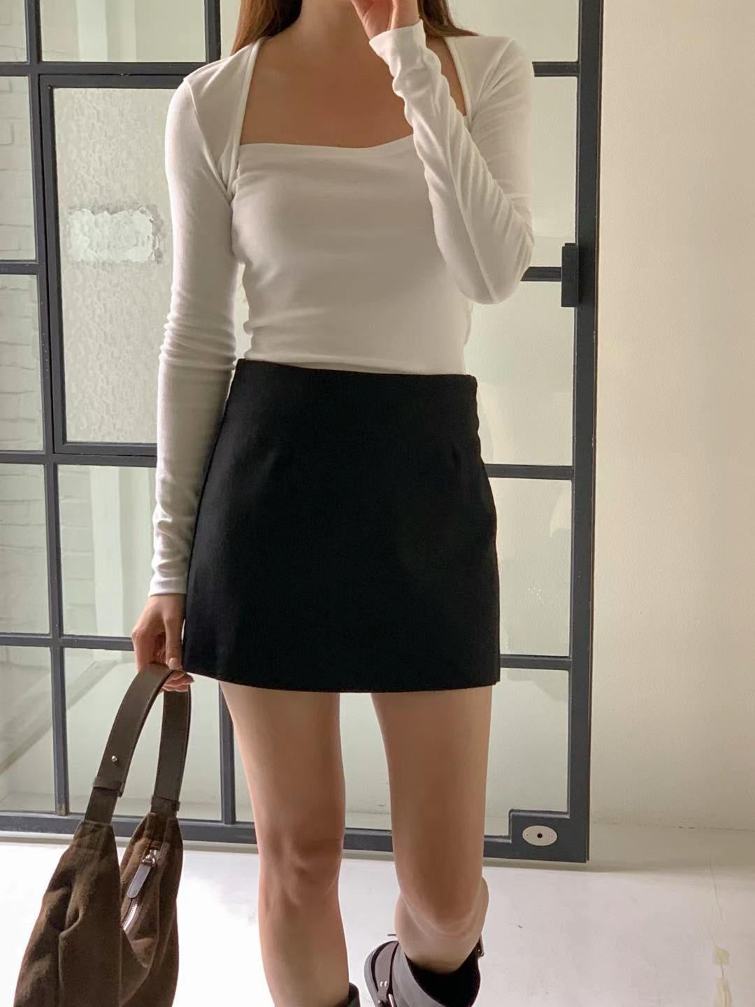 LS14 - Elizabeth Square Neck Top